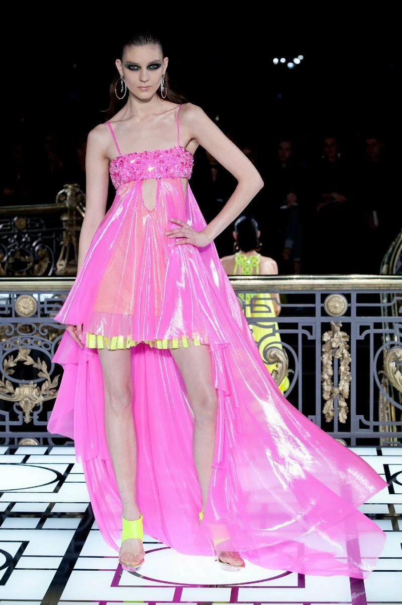 Versace: Розовый цвет в моде 2013 (коллекции весна-лето)